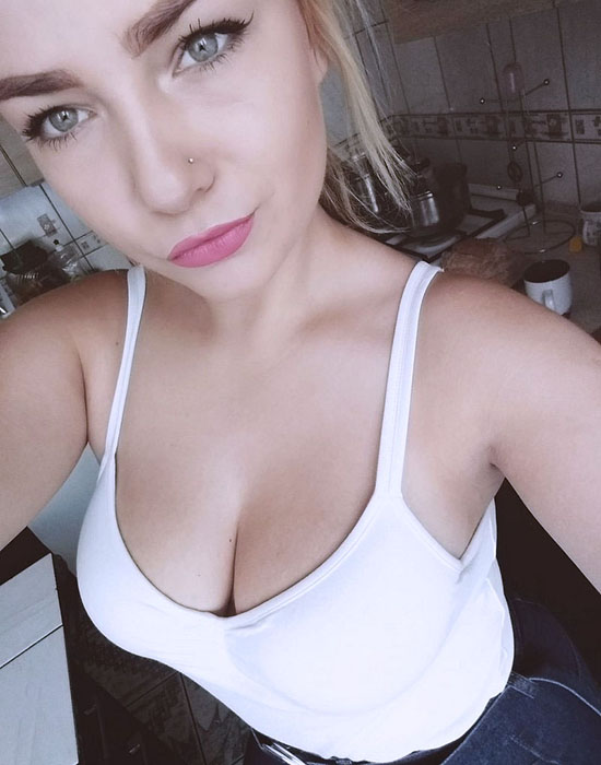 Emilie, 27 ans (Besançon)
