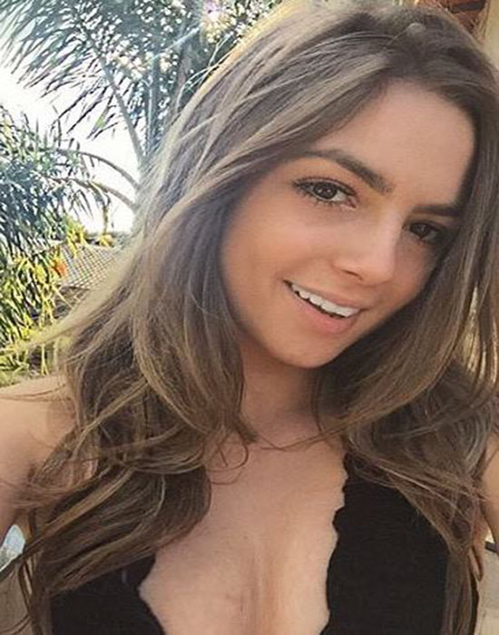 Tania (24 ans, Dijon)